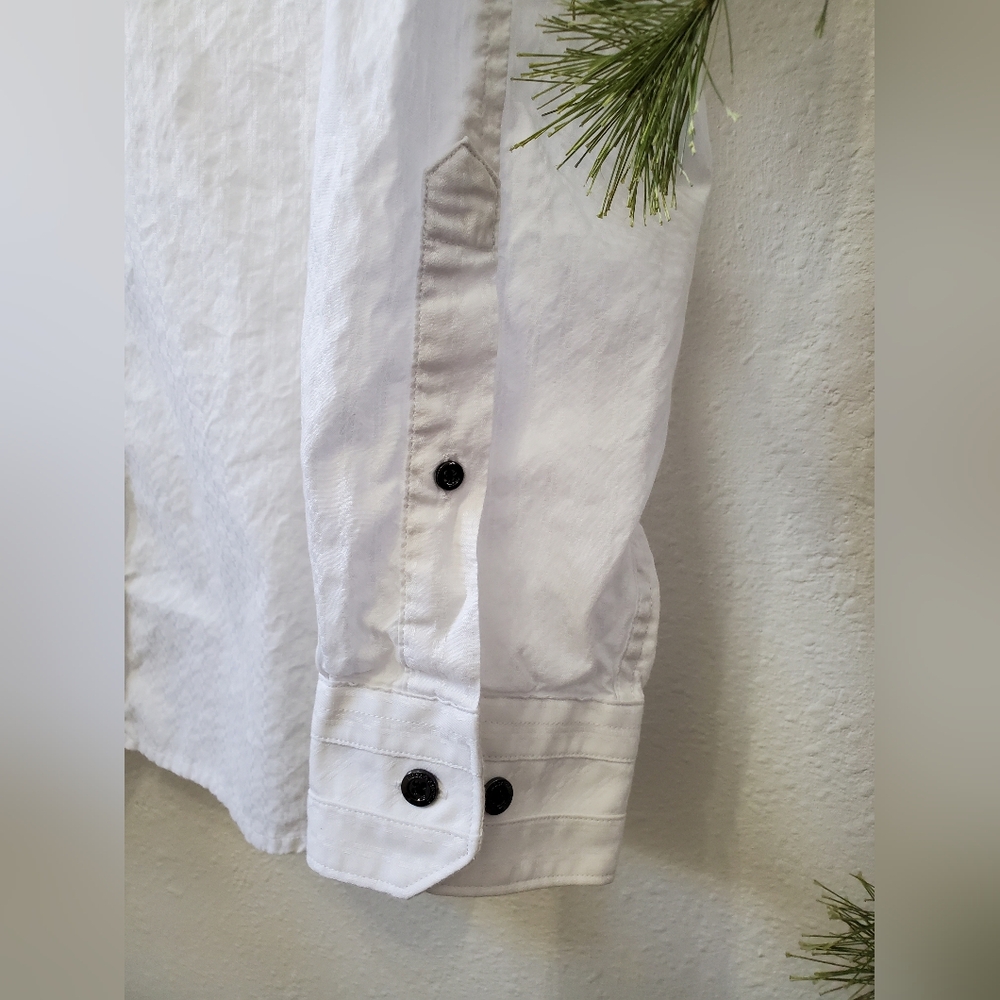 Rock & Republic Long Sleeve Button Up Classic Western Style - Picture 11 of 12